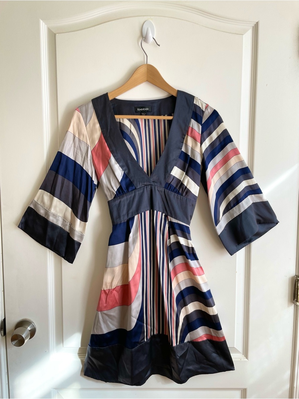 Y2K bebe Babydoll Kimono Sleeve Silk Dress XS 100% Silk Tie Back Dress